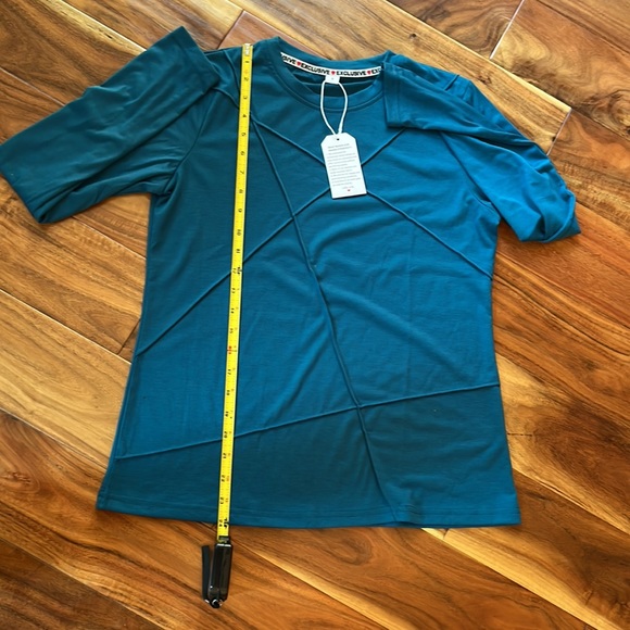 Soft and comfy long-sleeve shirt - Picture 3 of 4